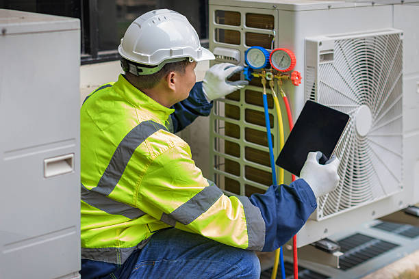 Professional Hvac technician working in Saratoga Springs, NY